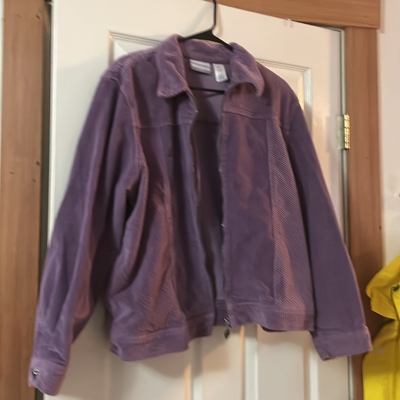 Alfred Dunner petite 16p corduroy zip up jacket - Picture 2 of 10